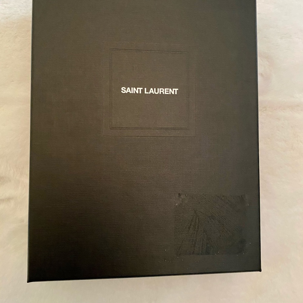 Yves Saint Laurent Box